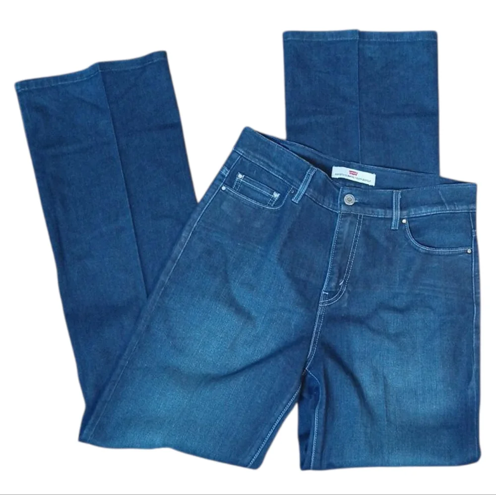 Levis levi perfectly